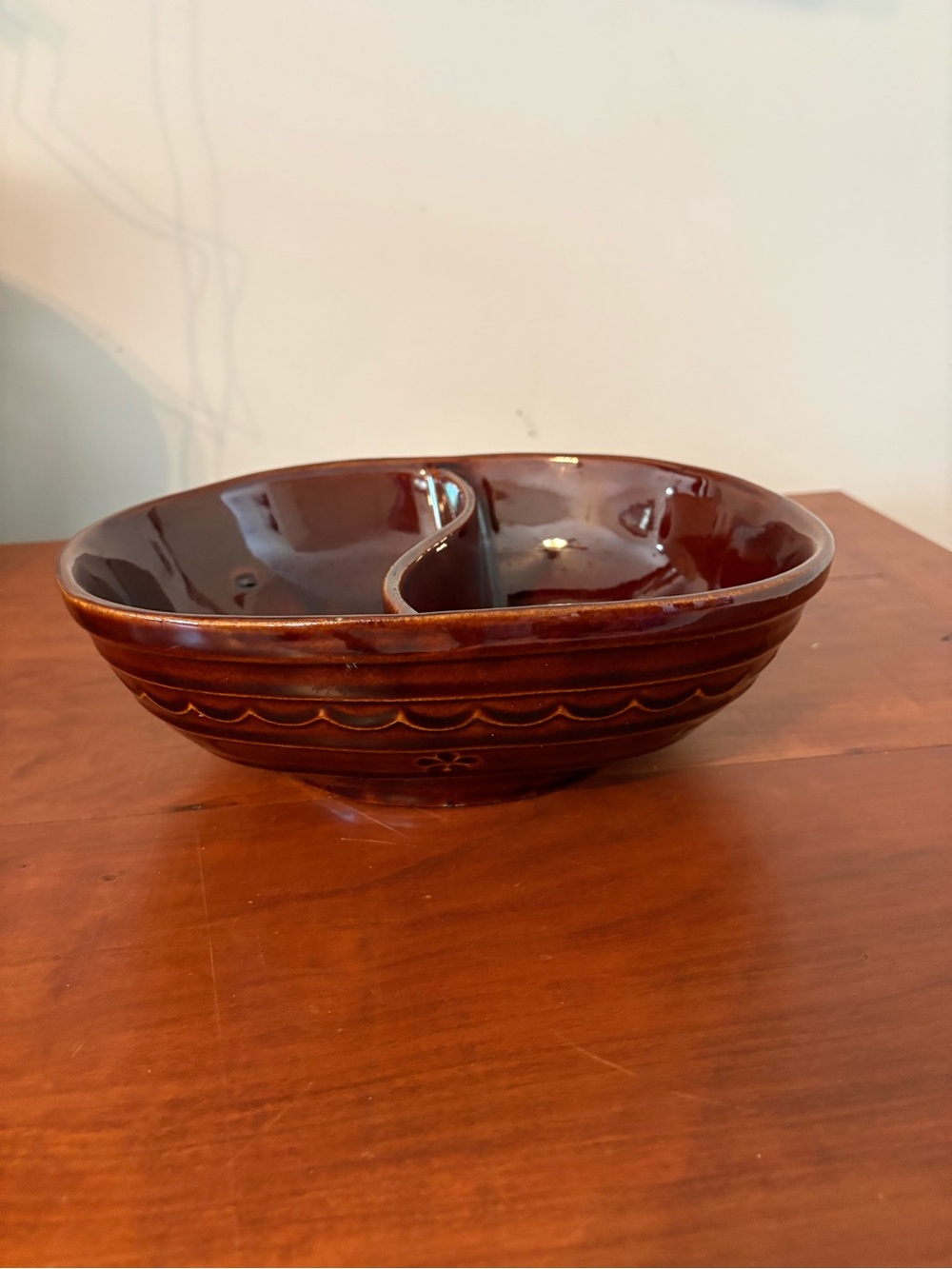 Brown Stoneware Divided Serving Bowl Marcrest Daisy Dot USA